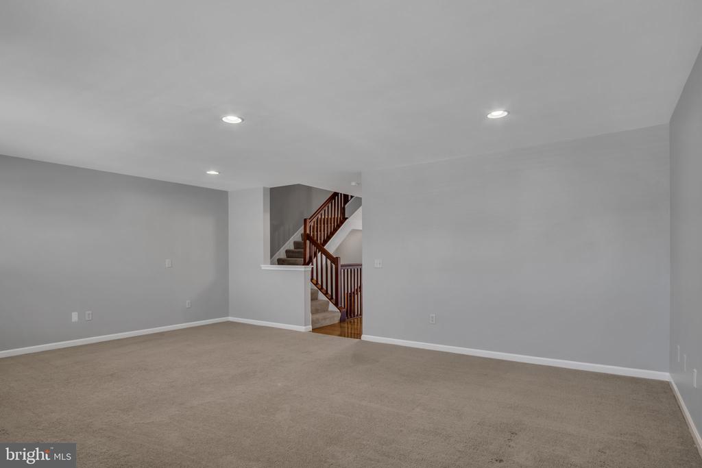 271 Thrush Dr