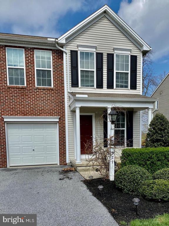 671 Whitetail Dr