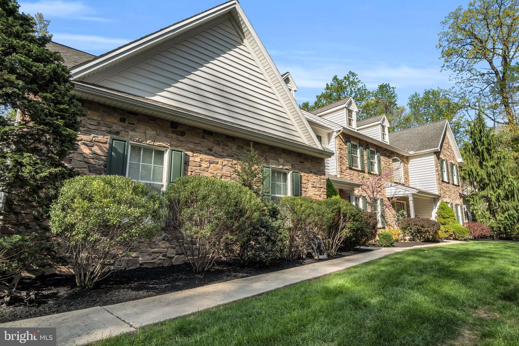 1770 Brookline Dr