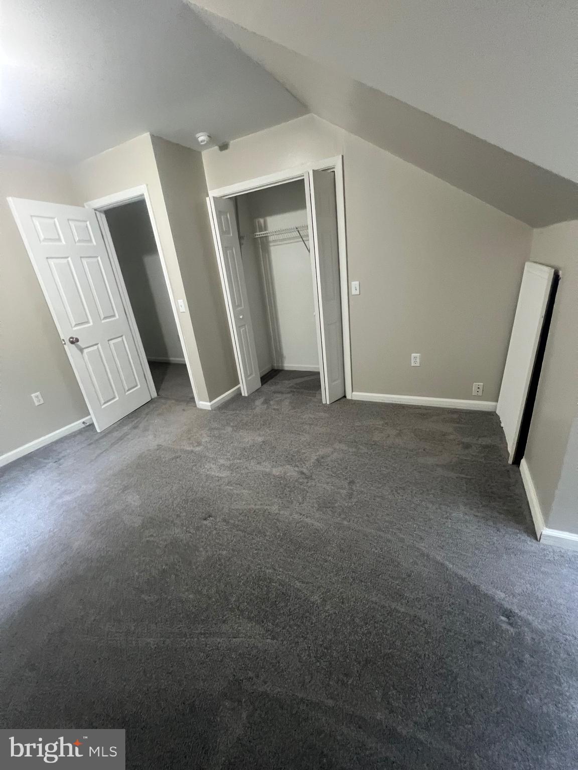 417 HILLTOP RD