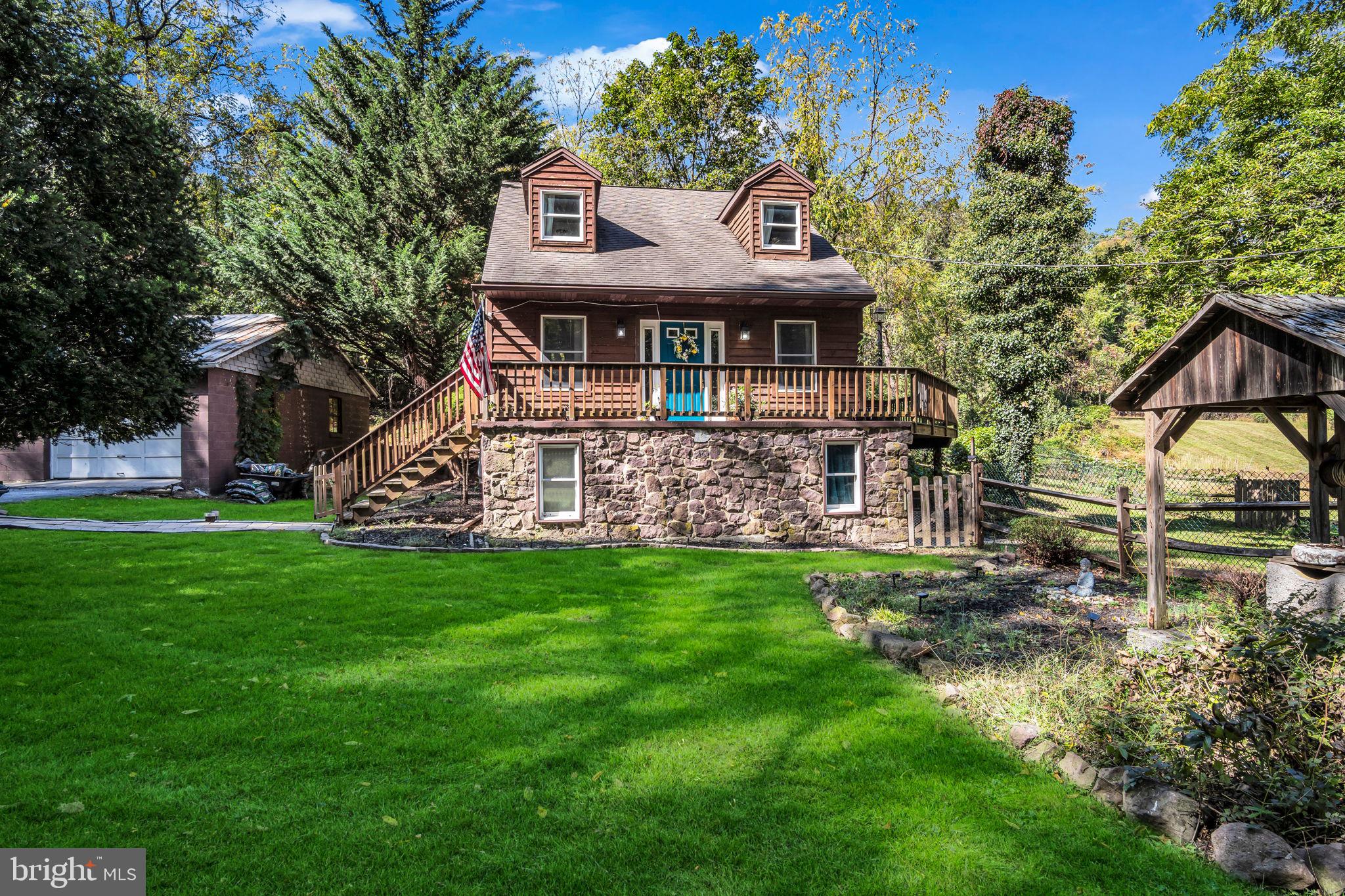 417 HILLTOP RD