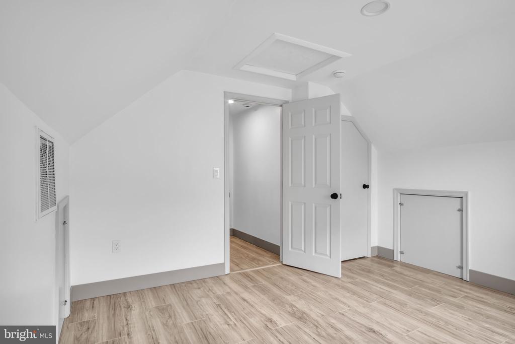201 Aspen St