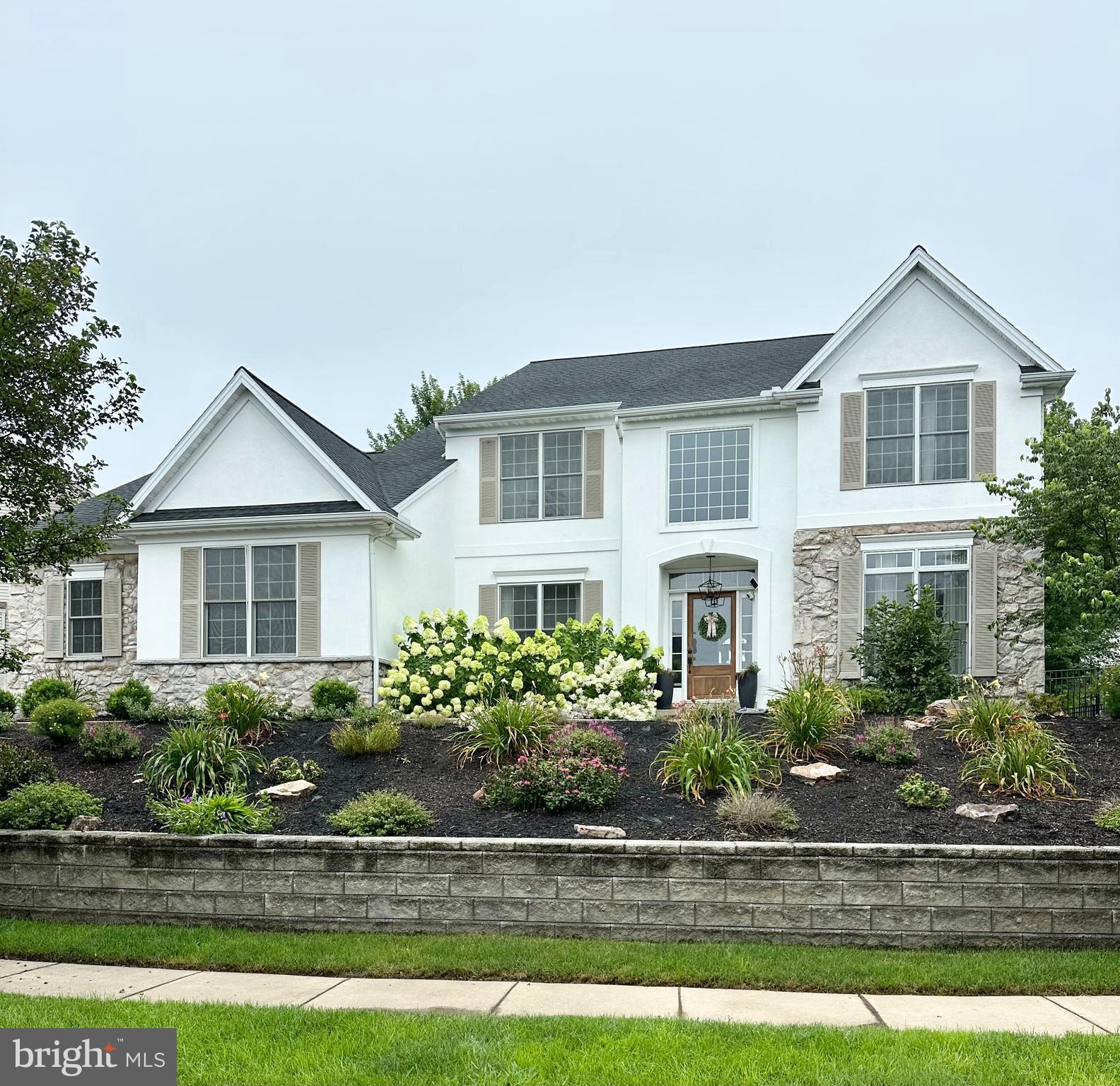 1116 Duesenberg Dr