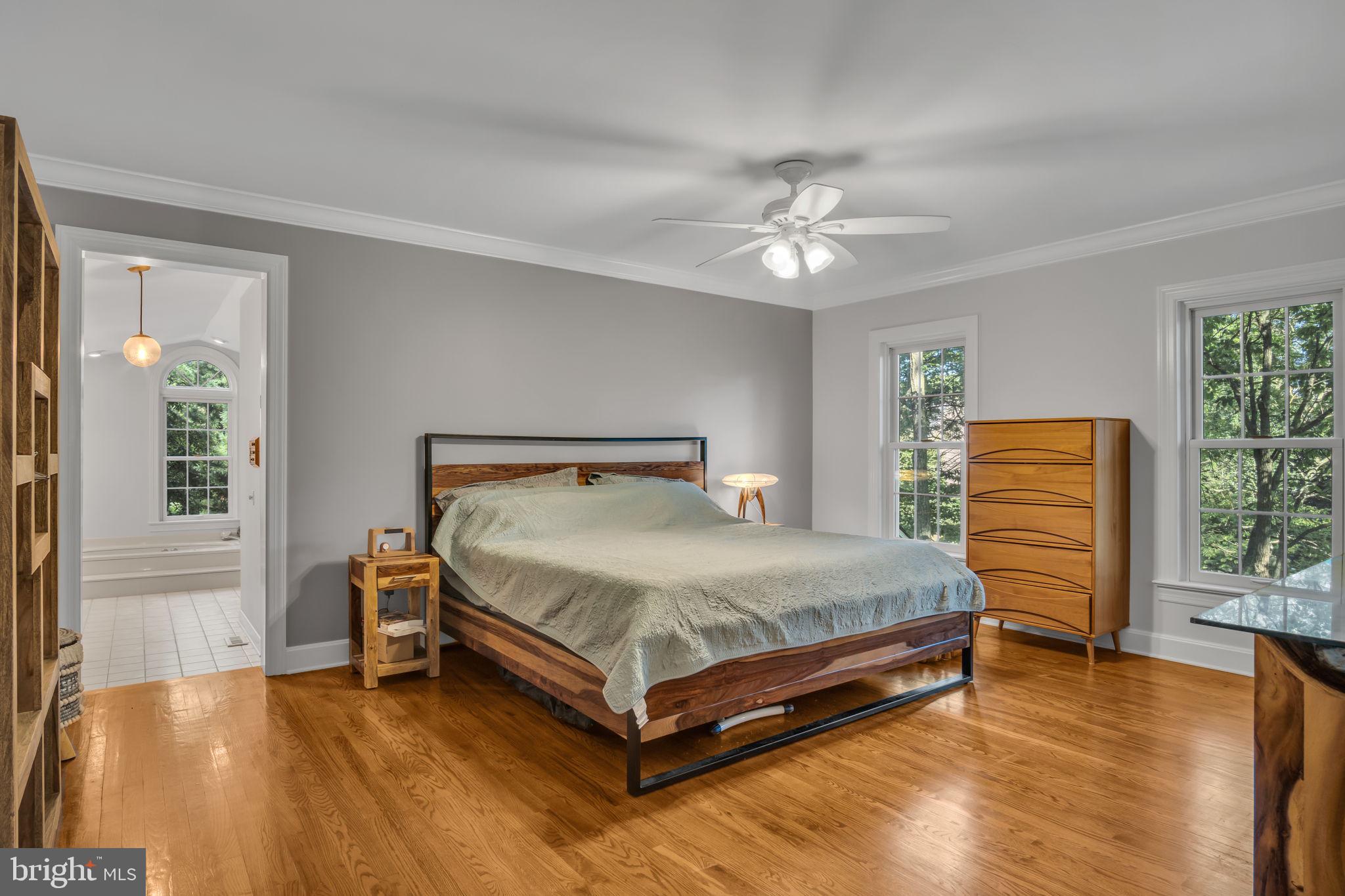 1080 STONEY RUN ROAD