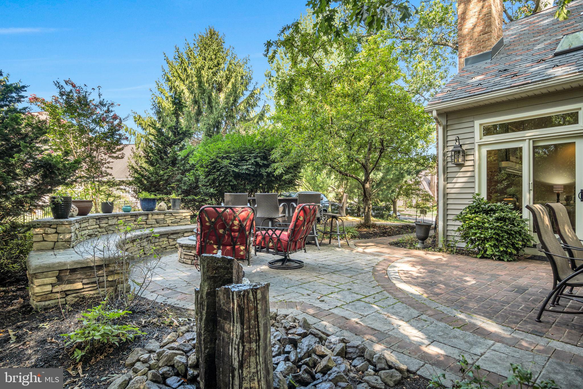 1080 STONEY RUN ROAD