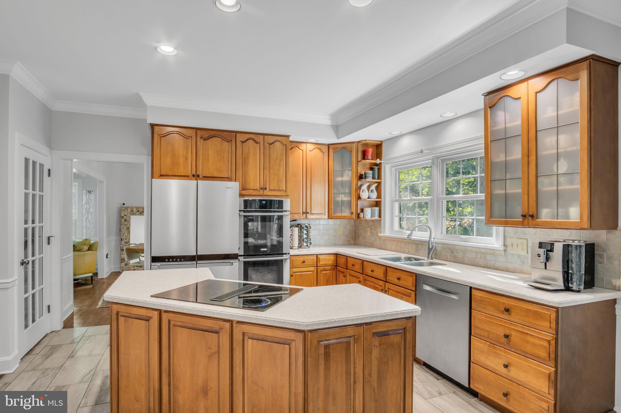 1080 STONEY RUN ROAD