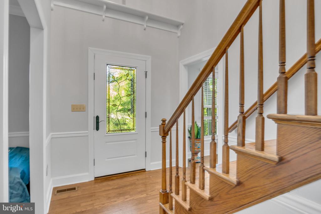 1080 STONEY RUN ROAD