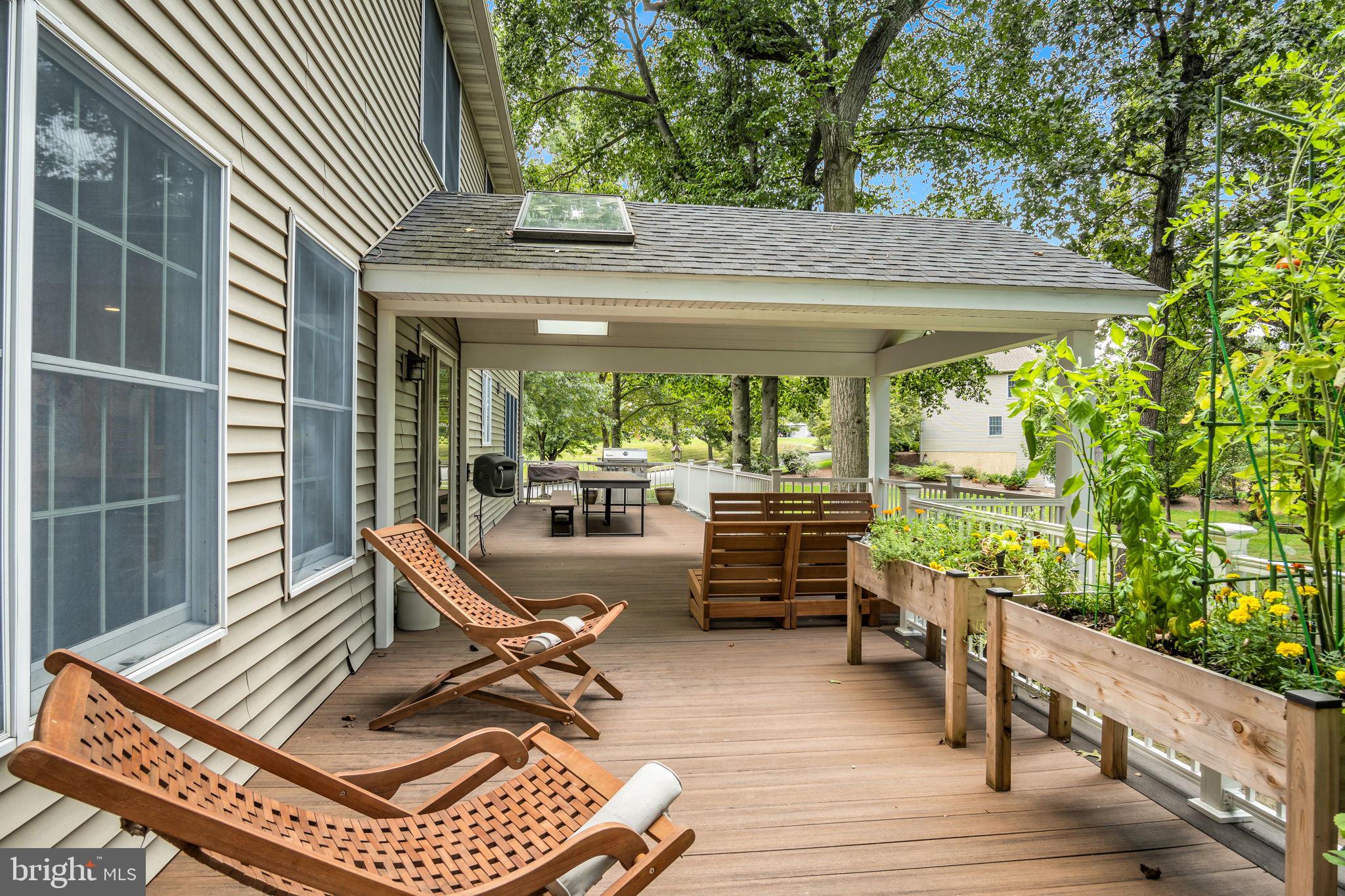 171 HAWTHORNE DRIVE