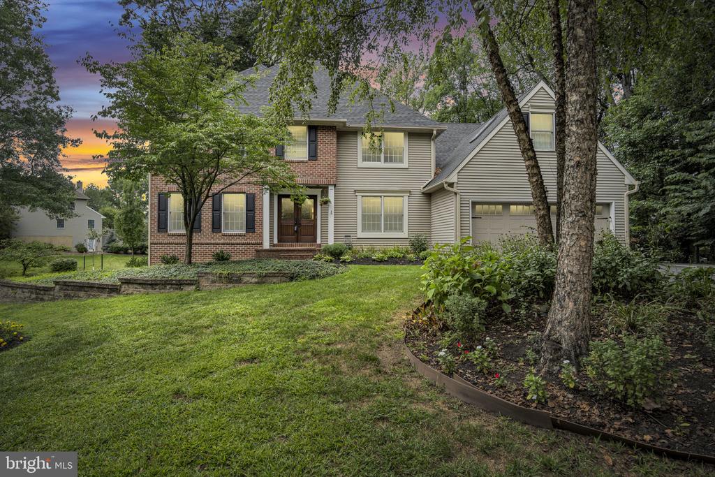171 HAWTHORNE DRIVE