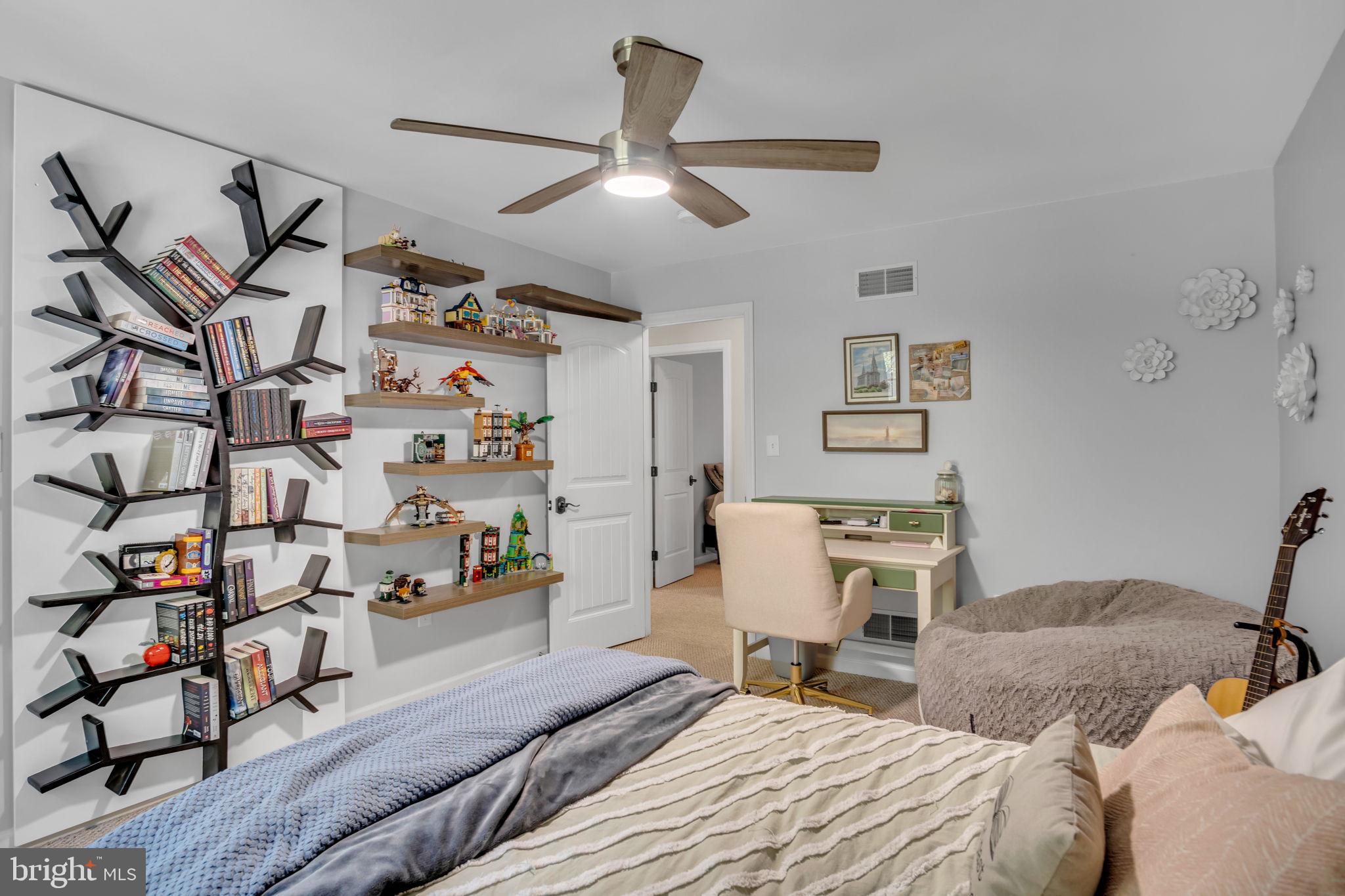 171 HAWTHORNE DRIVE