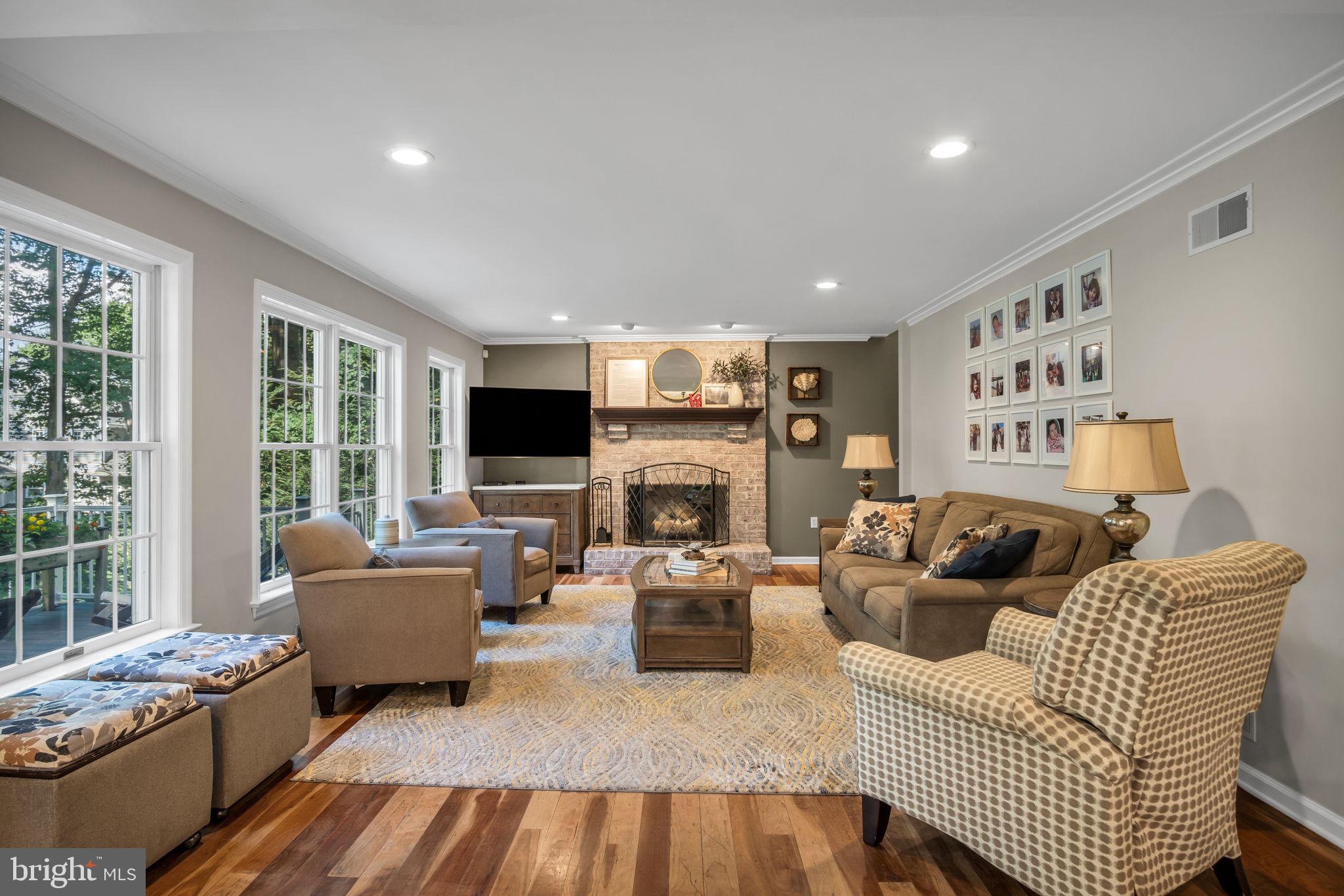 171 HAWTHORNE DRIVE