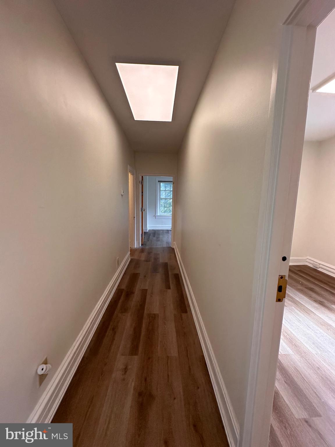 405 E CHOCOLATE AVENUE