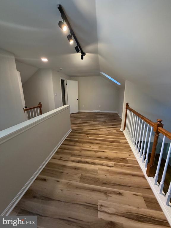209 CRESCENT DRIVE