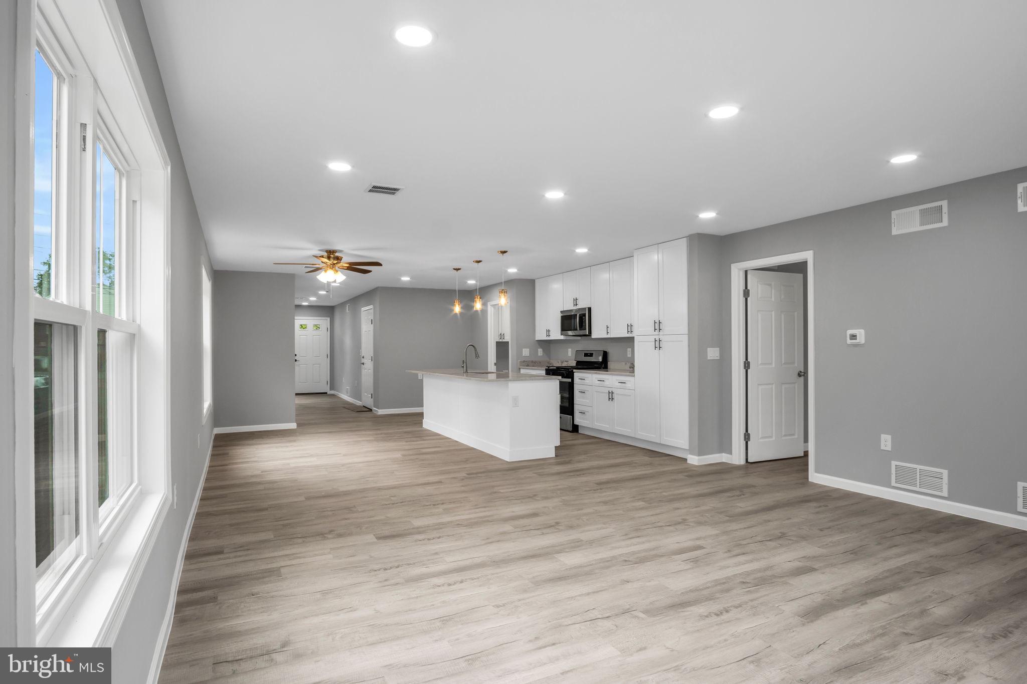 1500 EMBASSY DR UNIT B