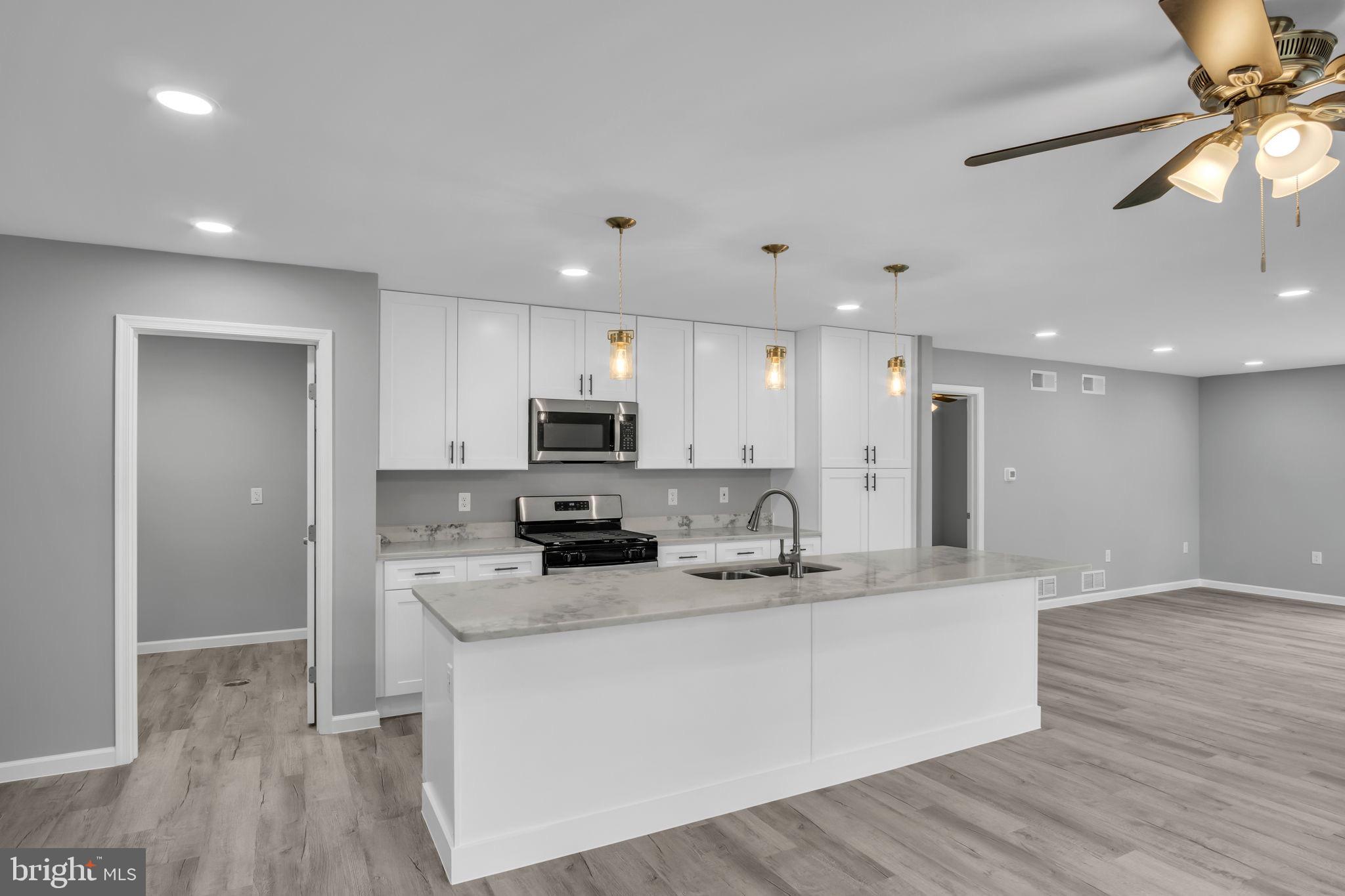 1500 EMBASSY DR UNIT B