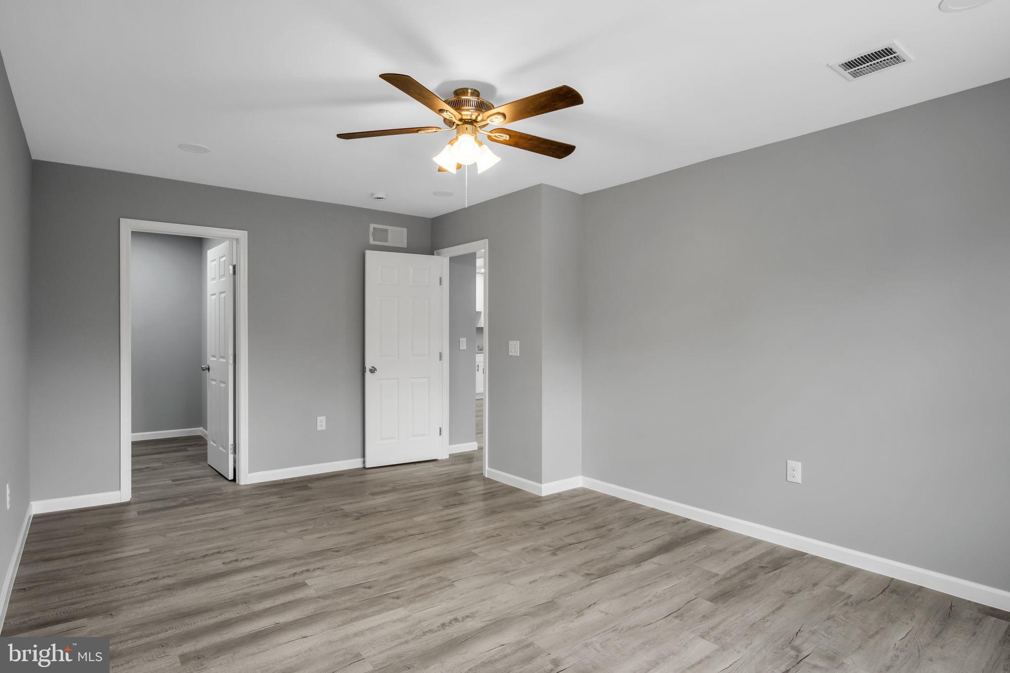 1500 EMBASSY DR UNIT B