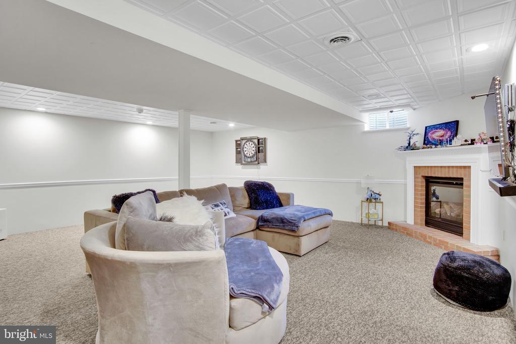 494 QUIGGLEY CIRCLE