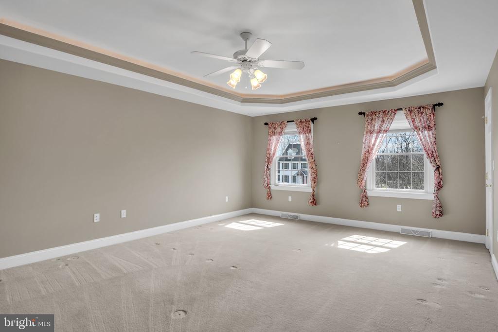 1325 PHEASANT RUN ROAD