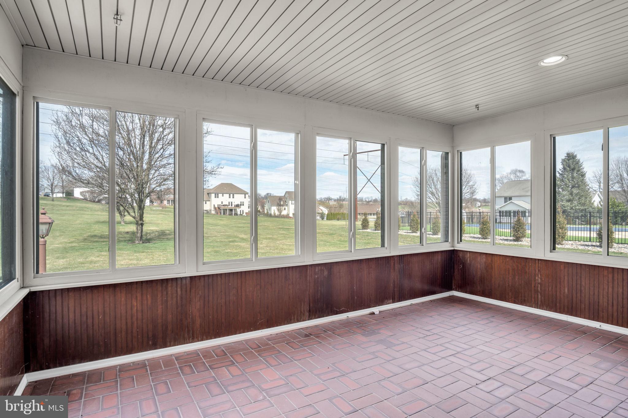 1325 PHEASANT RUN ROAD