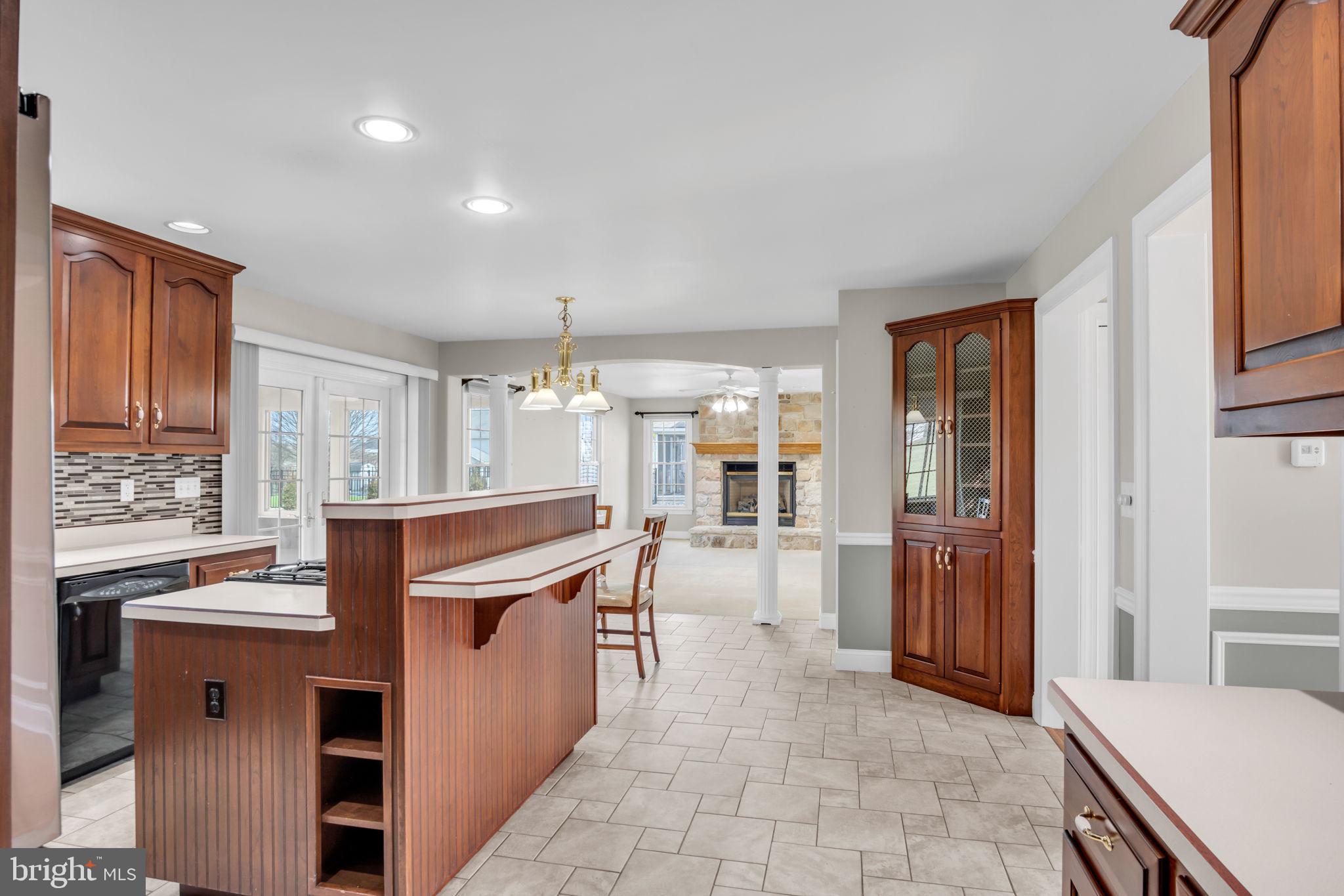 1325 PHEASANT RUN ROAD