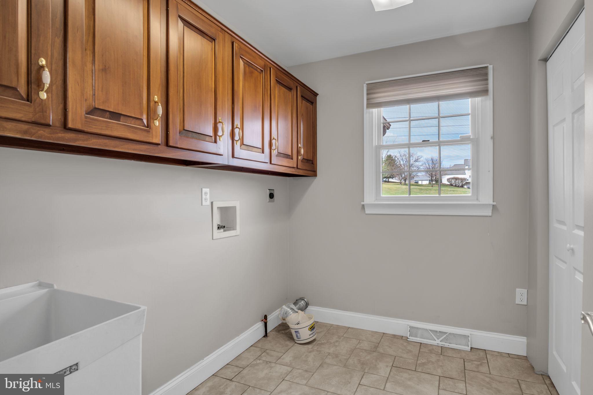 1325 PHEASANT RUN ROAD