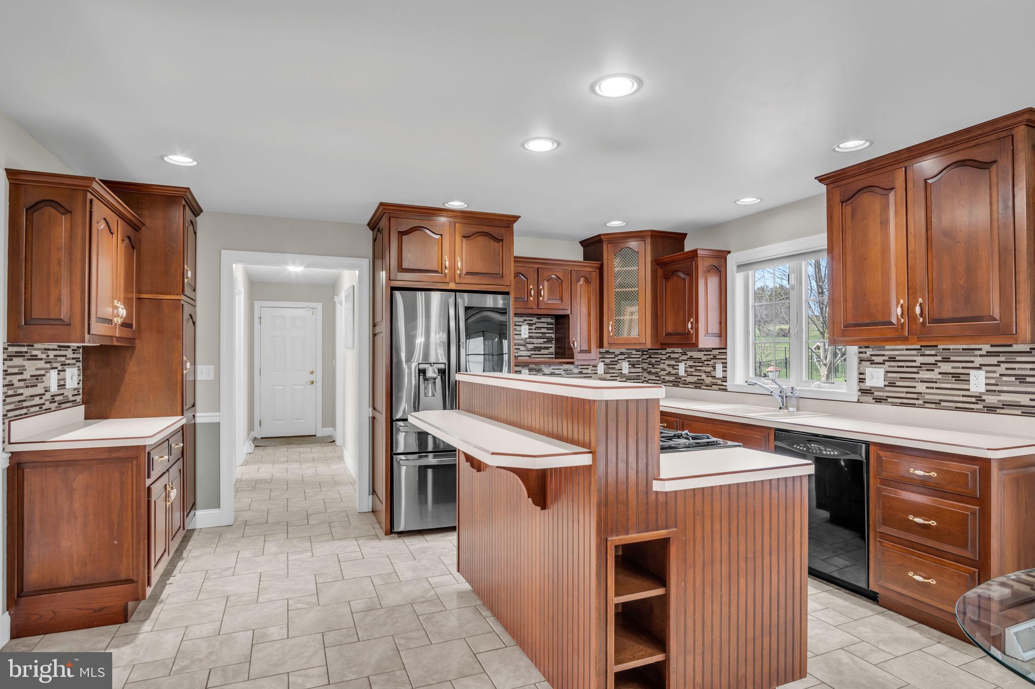 1325 PHEASANT RUN ROAD