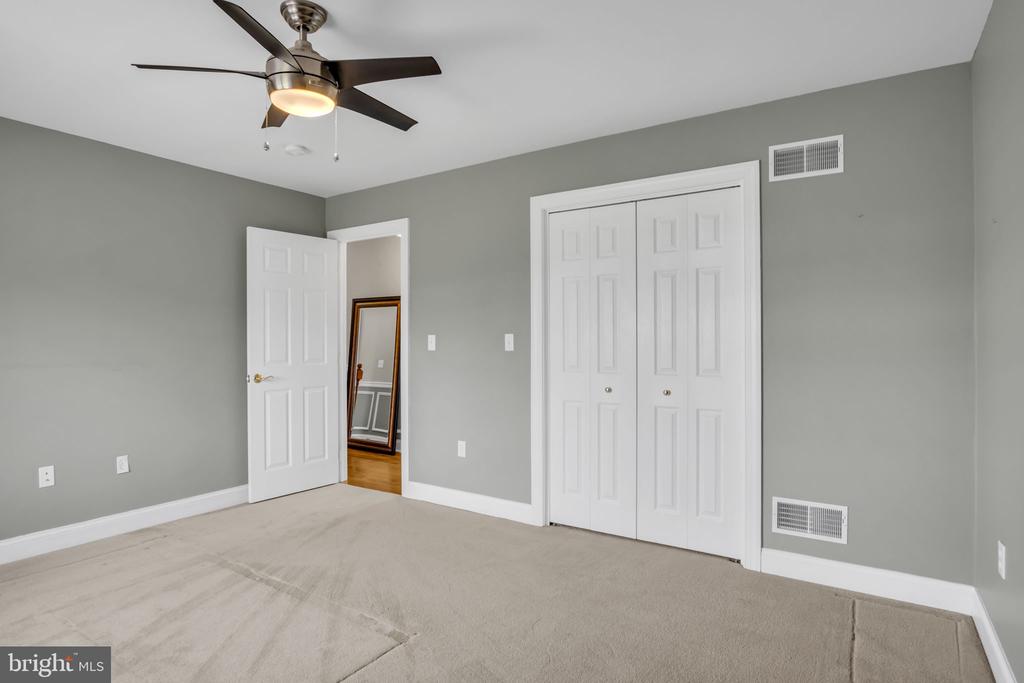 1325 PHEASANT RUN ROAD
