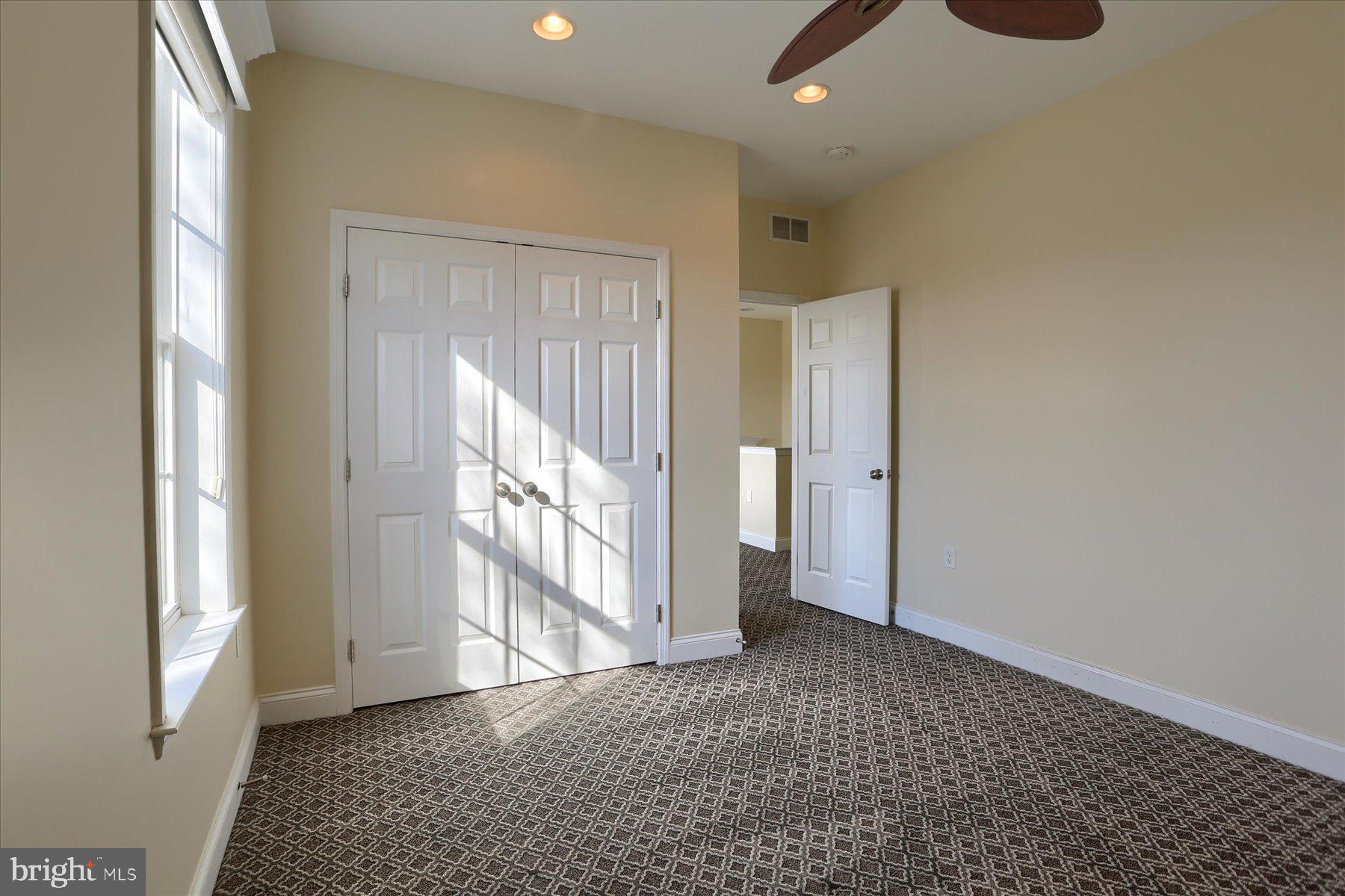 978 POWDER HORN DRIVE