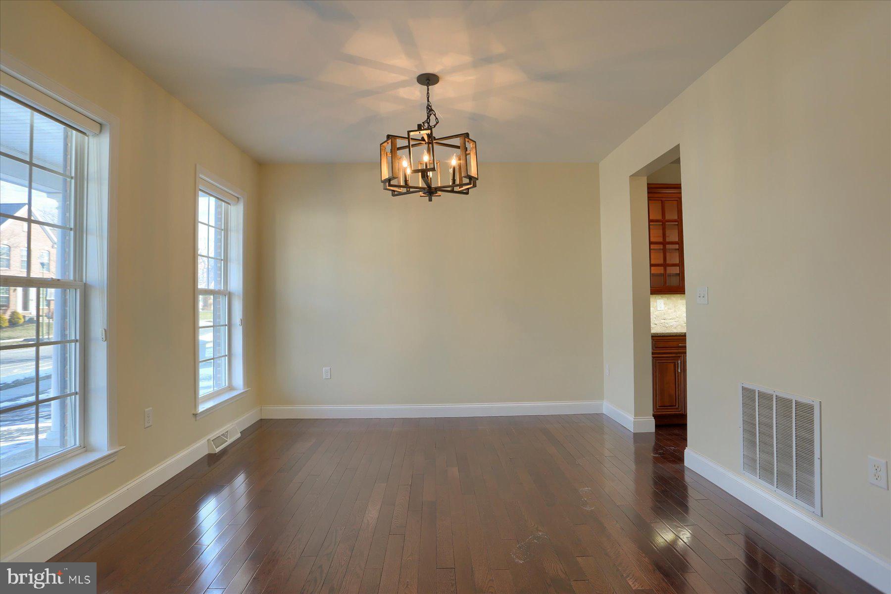 978 POWDER HORN DRIVE