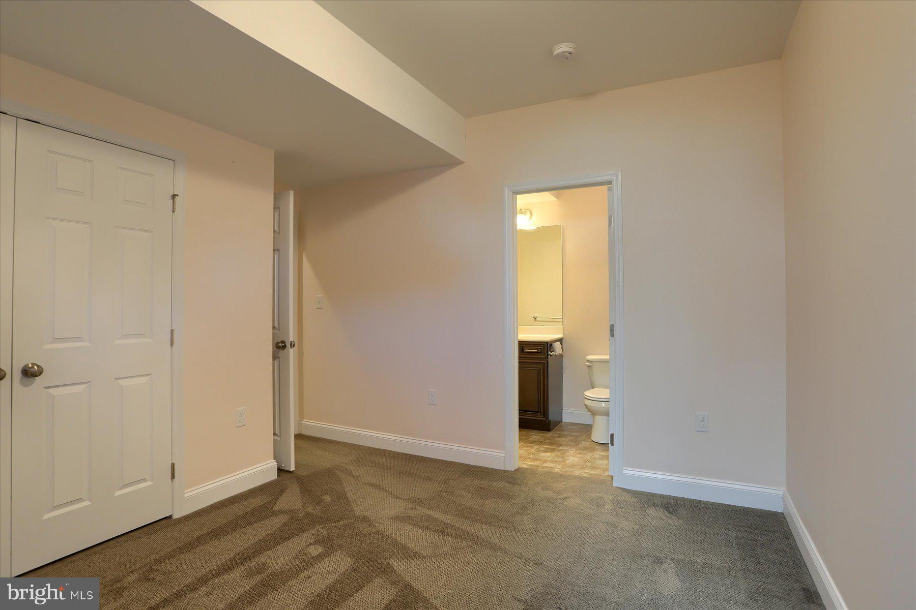 978 POWDER HORN DRIVE