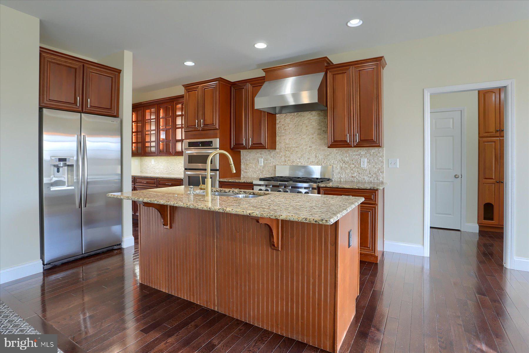 978 POWDER HORN DRIVE