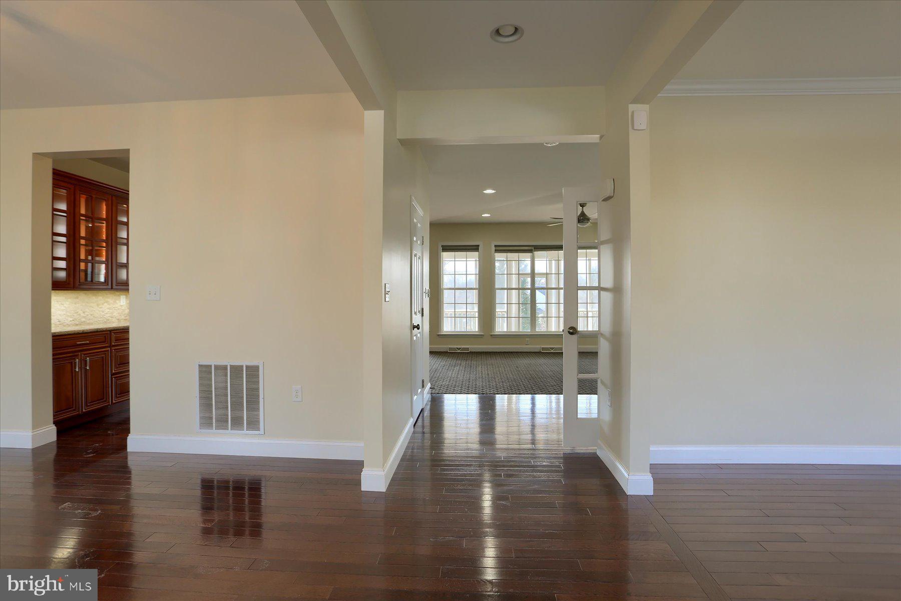 978 POWDER HORN DRIVE