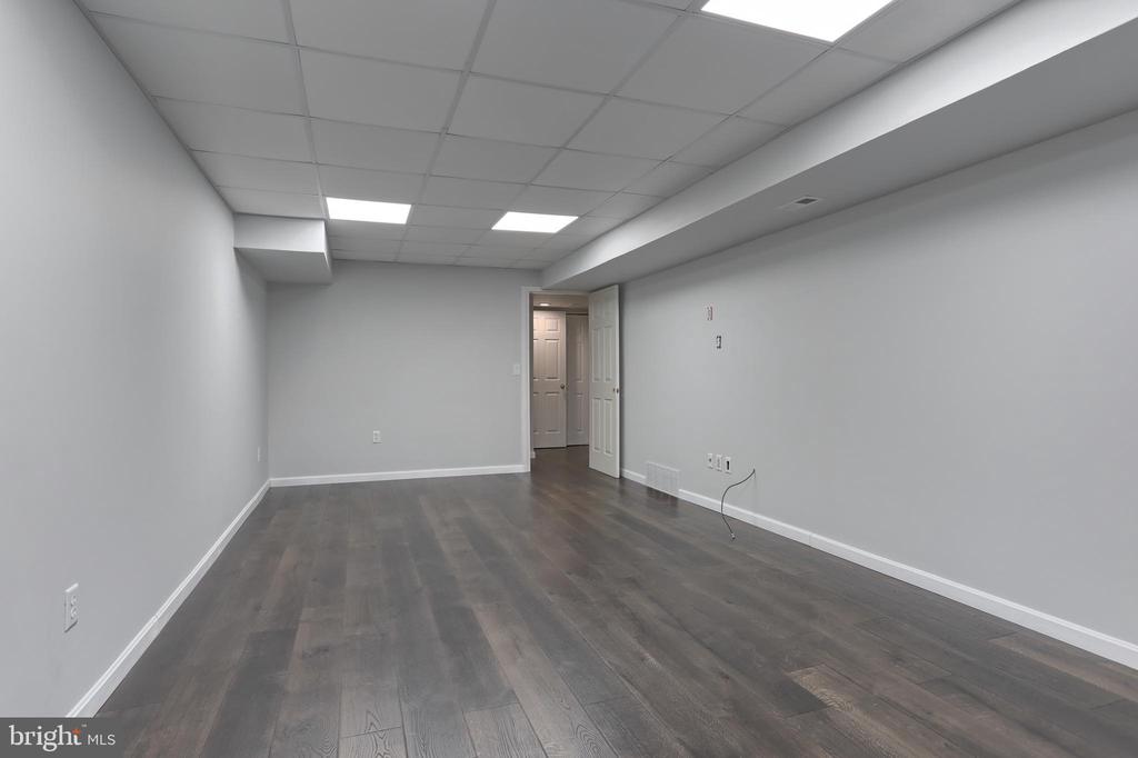 1127 WICKLOW COURT