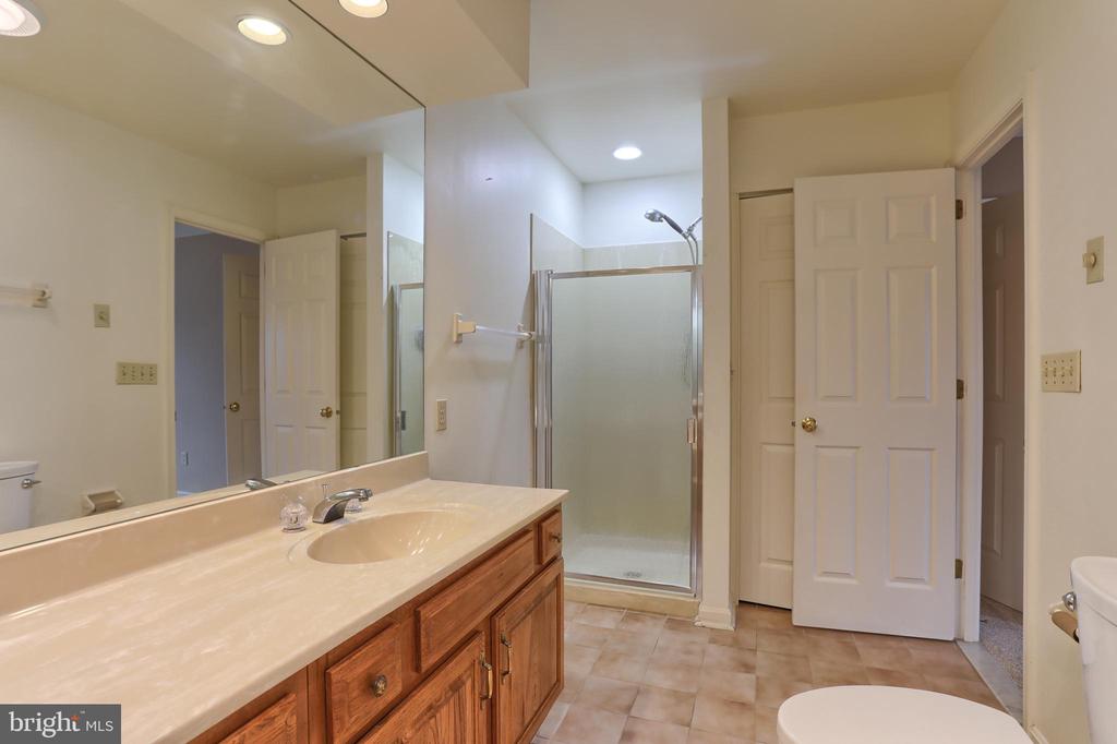 1127 WICKLOW COURT