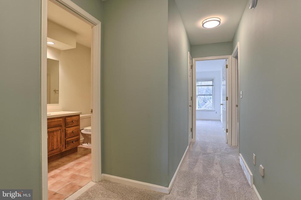 1127 WICKLOW COURT