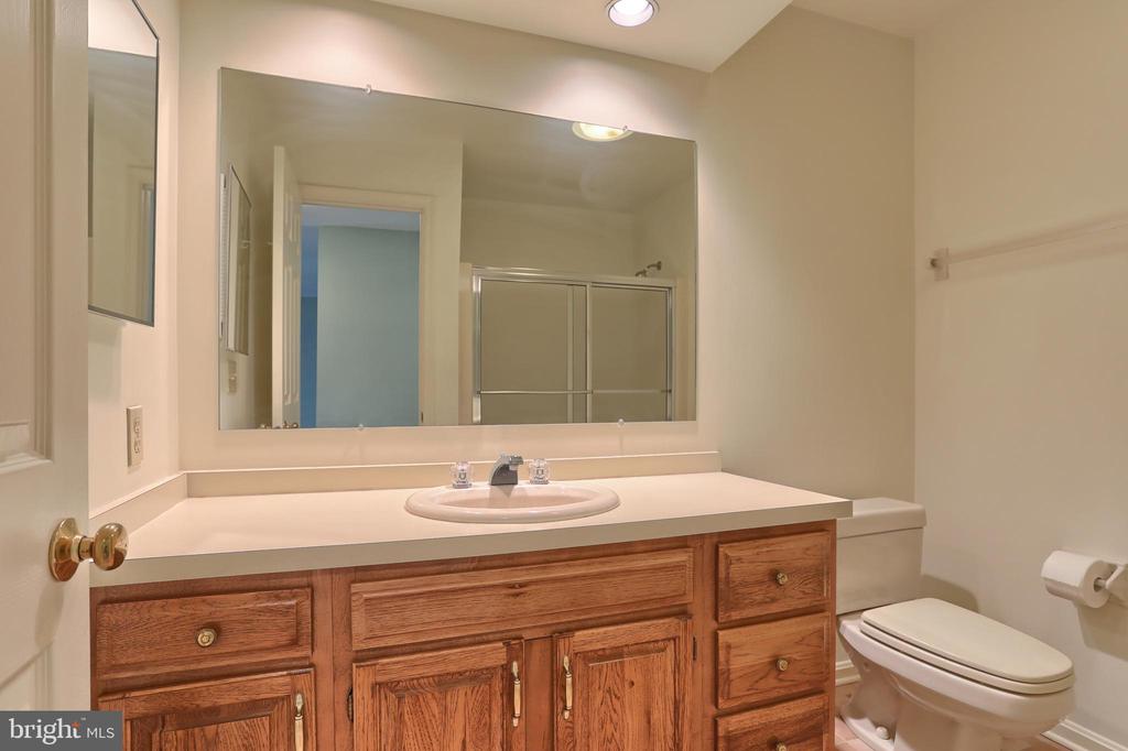 1127 WICKLOW COURT