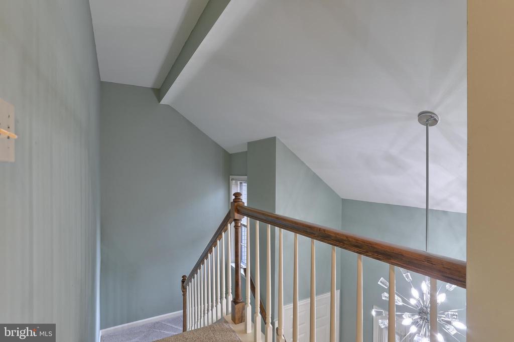 1127 WICKLOW COURT