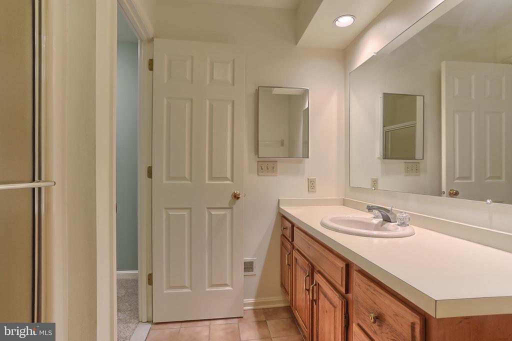 1127 WICKLOW COURT