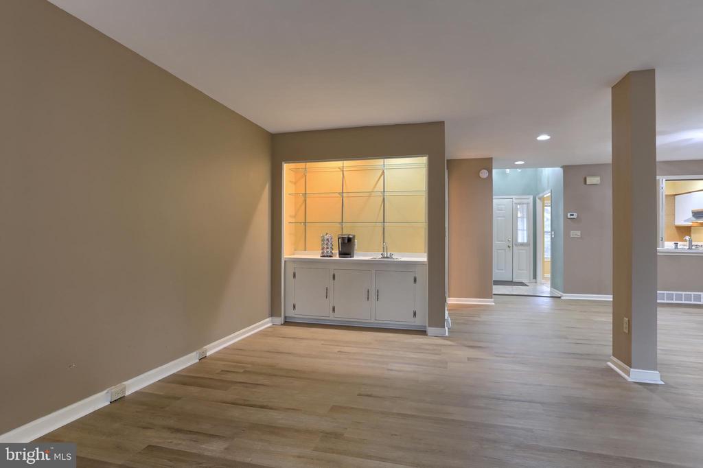 1127 WICKLOW COURT