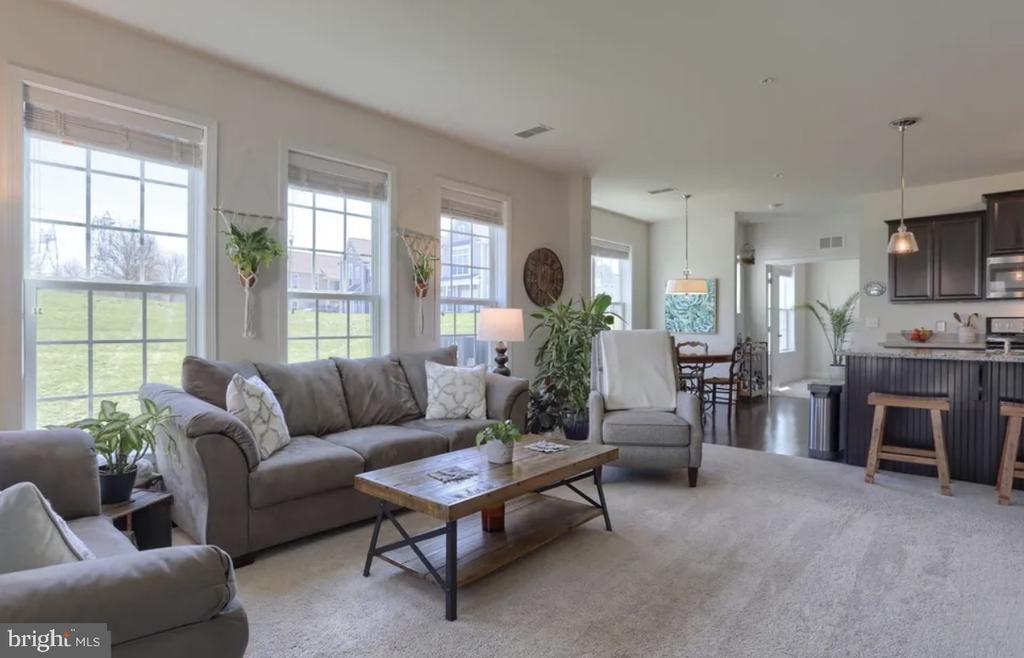 670 WHITETAIL DRIVE