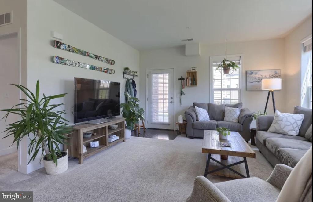 670 WHITETAIL DRIVE