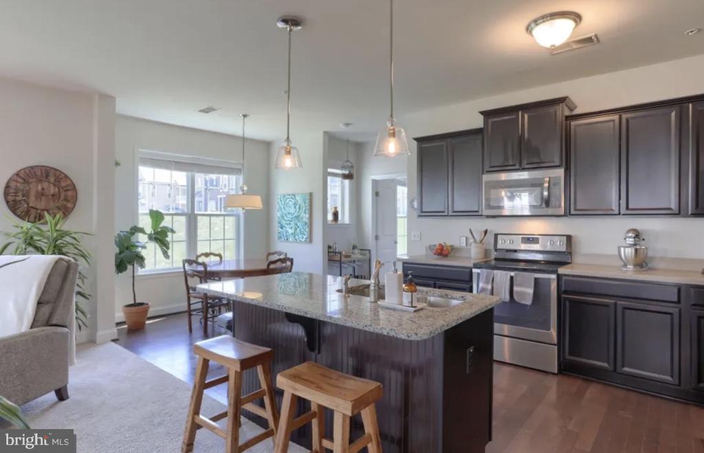 670 WHITETAIL DRIVE