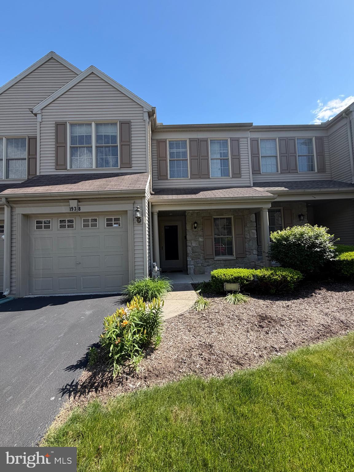 1938 LIMESTONE DRIVE