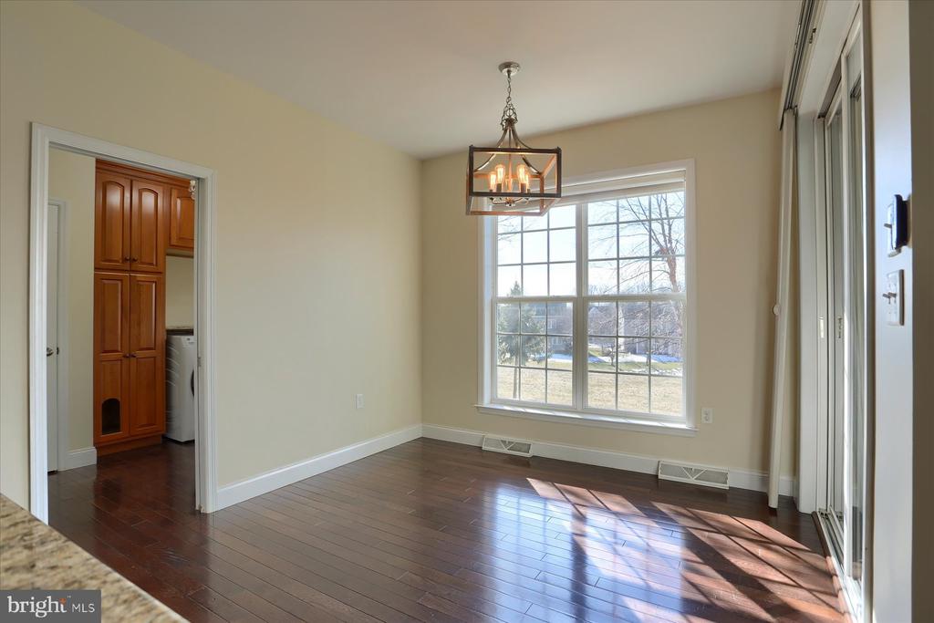 978 POWDER HORN DRIVE