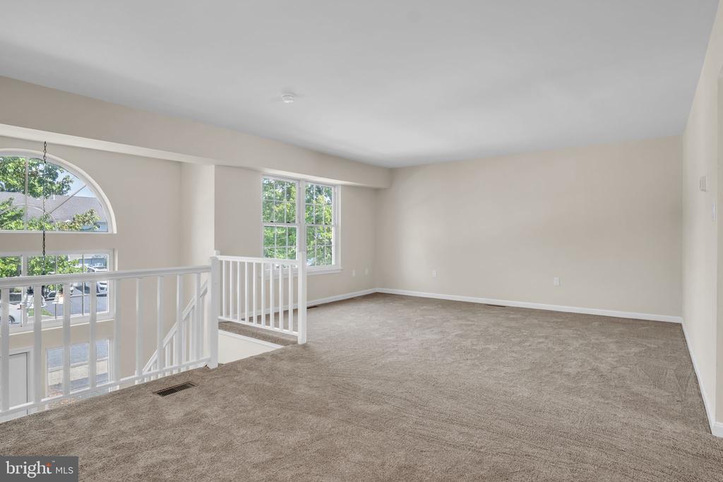 6129 SPRING KNOLL DRIVE