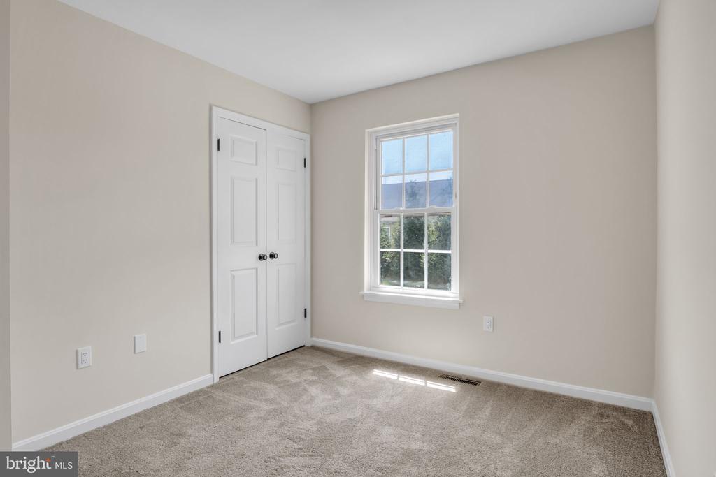 6129 SPRING KNOLL DRIVE