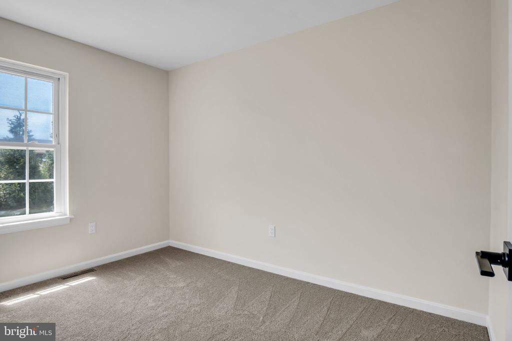 6129 SPRING KNOLL DRIVE