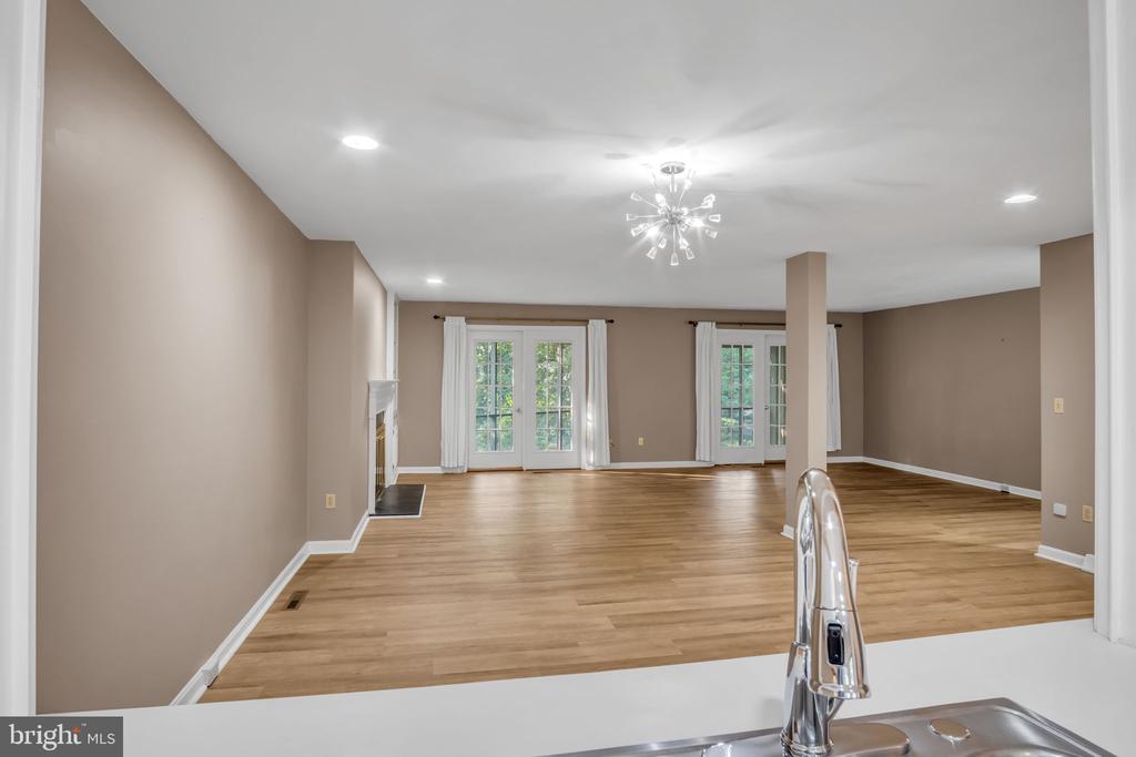 1127 WICKLOW COURT
