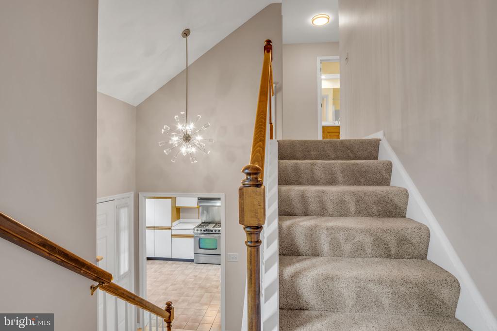 1127 WICKLOW COURT