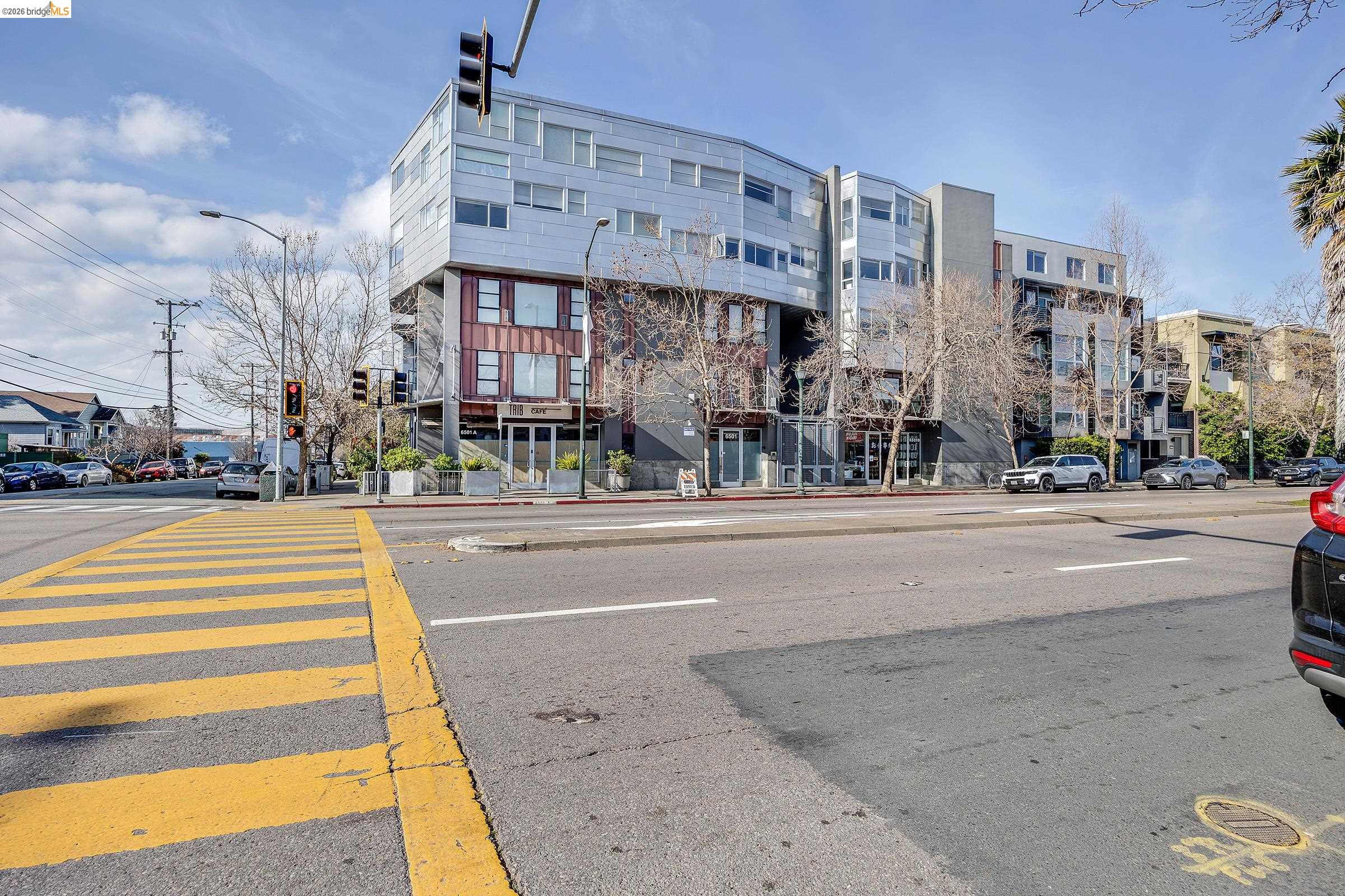 6501 San Pablo Ave # 410